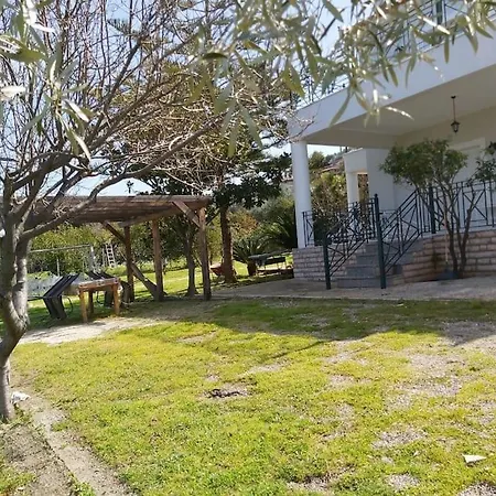 Milivilla Luxury Farmhome 키파리씨아